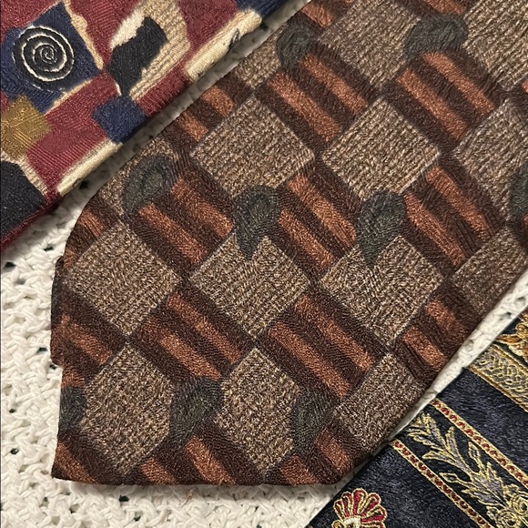 Bundle of 4 Vintage 90’s Floral Silk Neckties - Picture 5 of 11